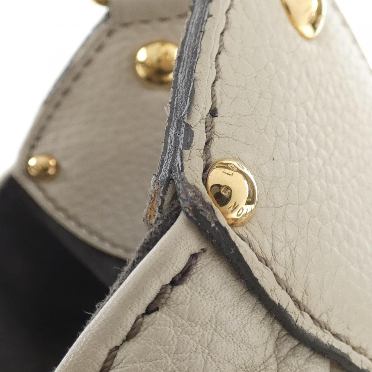 ルイヴィトン マヒナ XL M95548 ショルダーバッグ