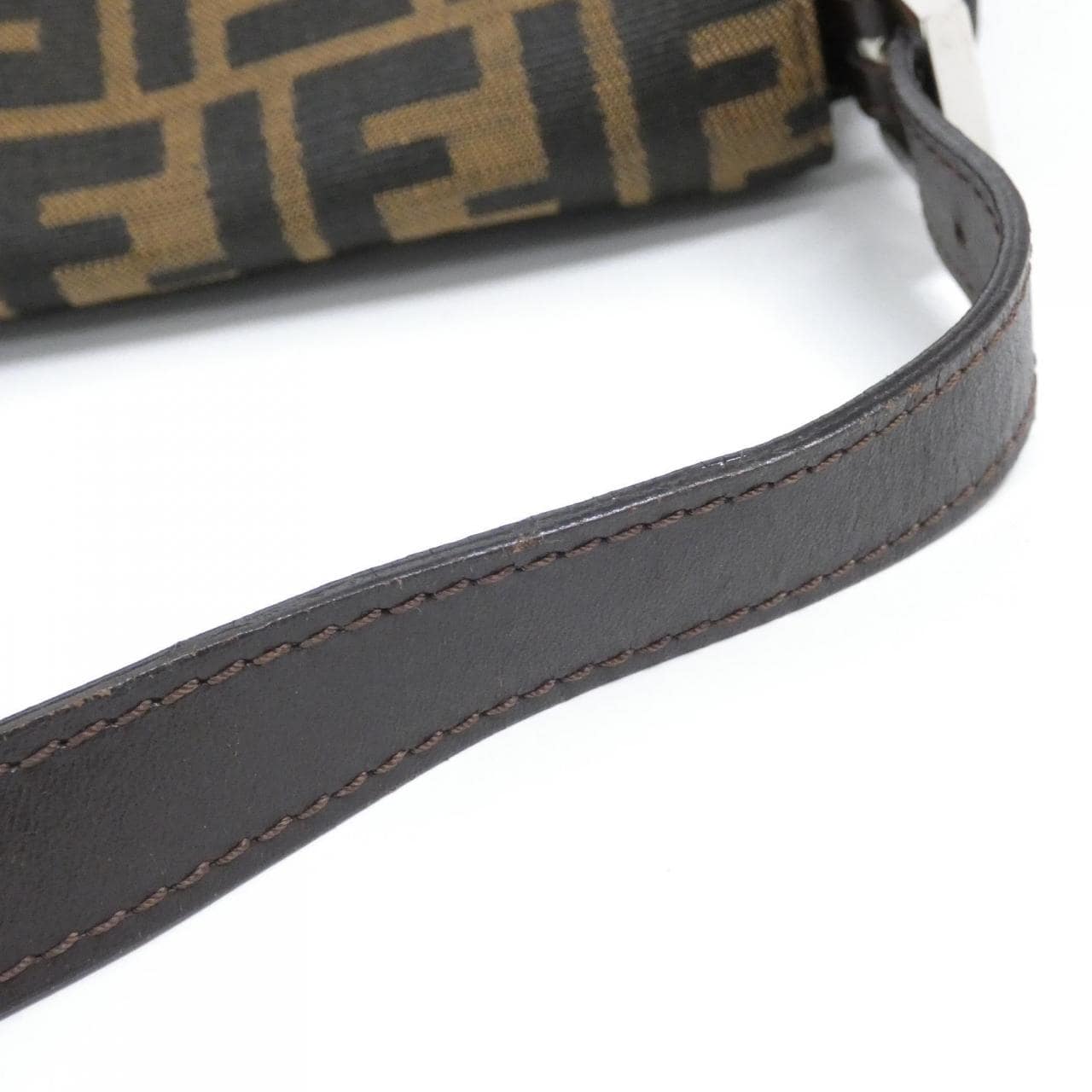 【ヴィンテージ】フェンディ マンマ バゲット 26325 ショルダーバッグ