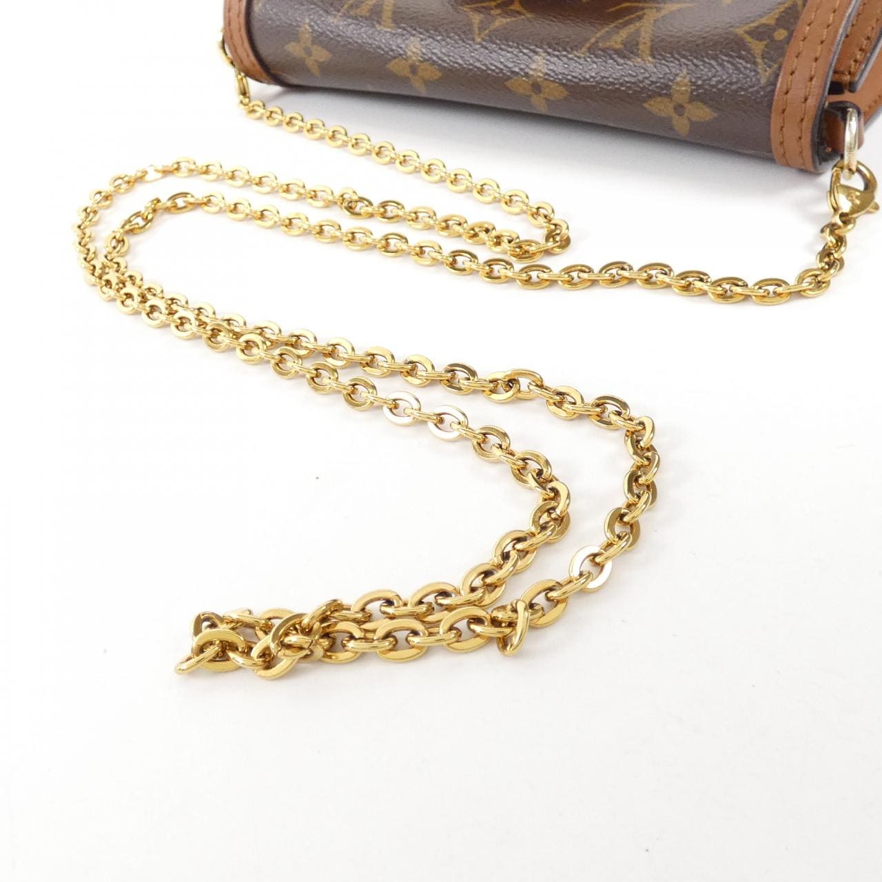 LOUIS VUITTON Monogram Portefeuille Dauphine M68746 Chain Wallet