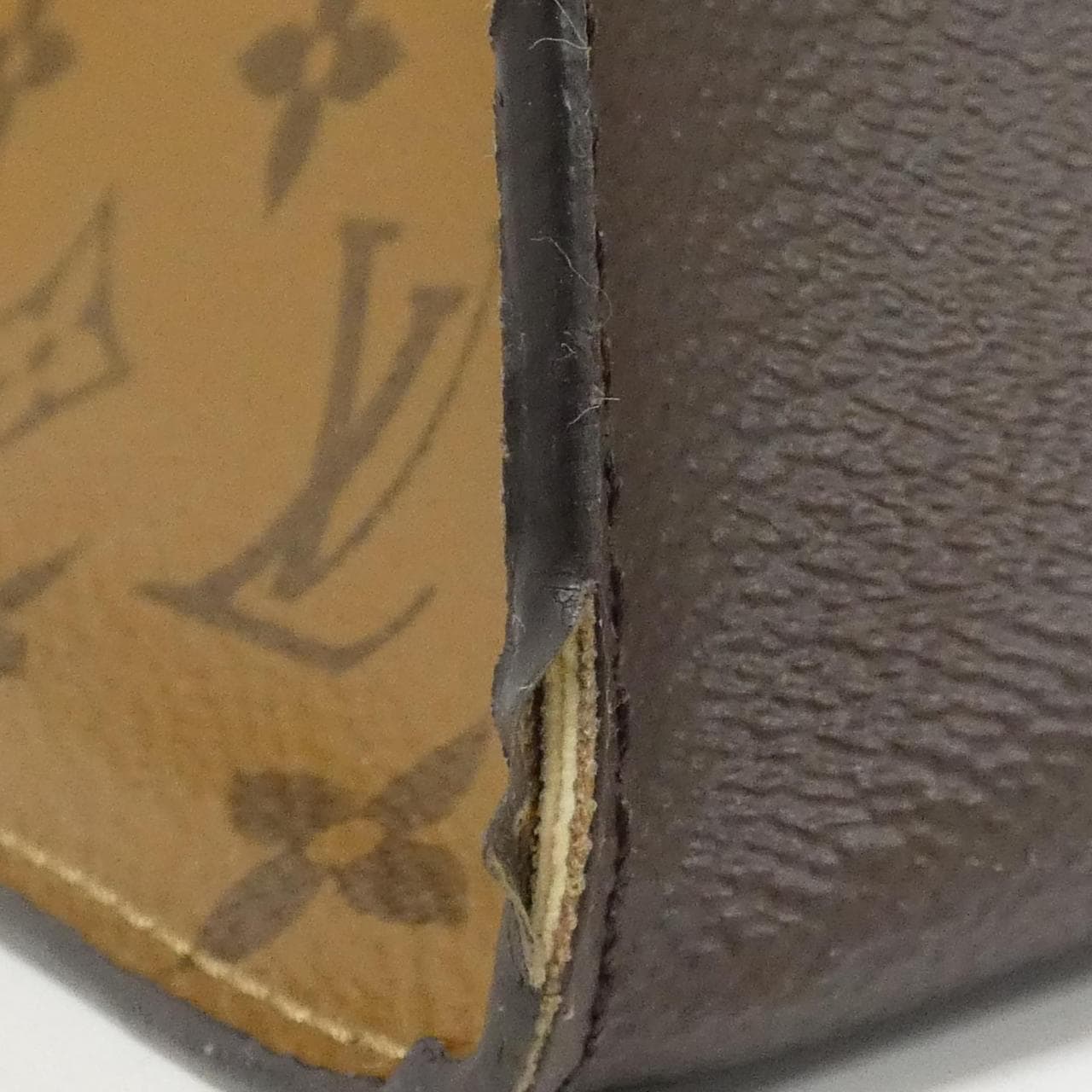 ルイヴィトン モノグラム ジャイアント オンザゴー GM M44576 バッグ