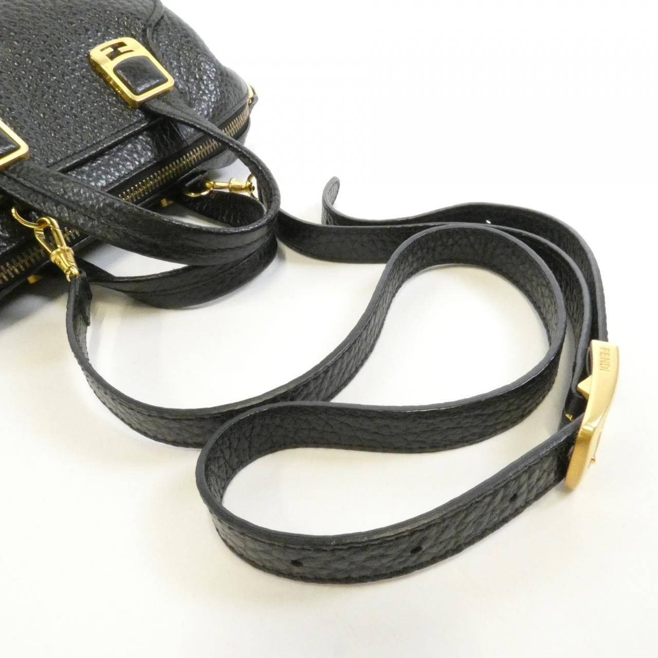 フェンディ カメレオン 8BL117 HXF バッグ