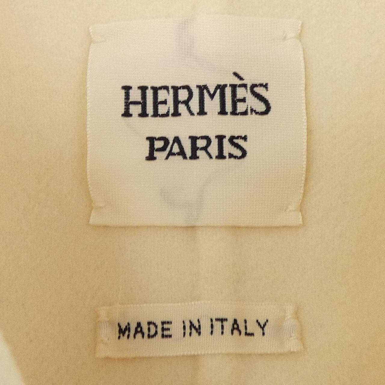 エルメス HERMES ダブルフェイス クルードセル ラムスキンボタン 4E0102DA コート