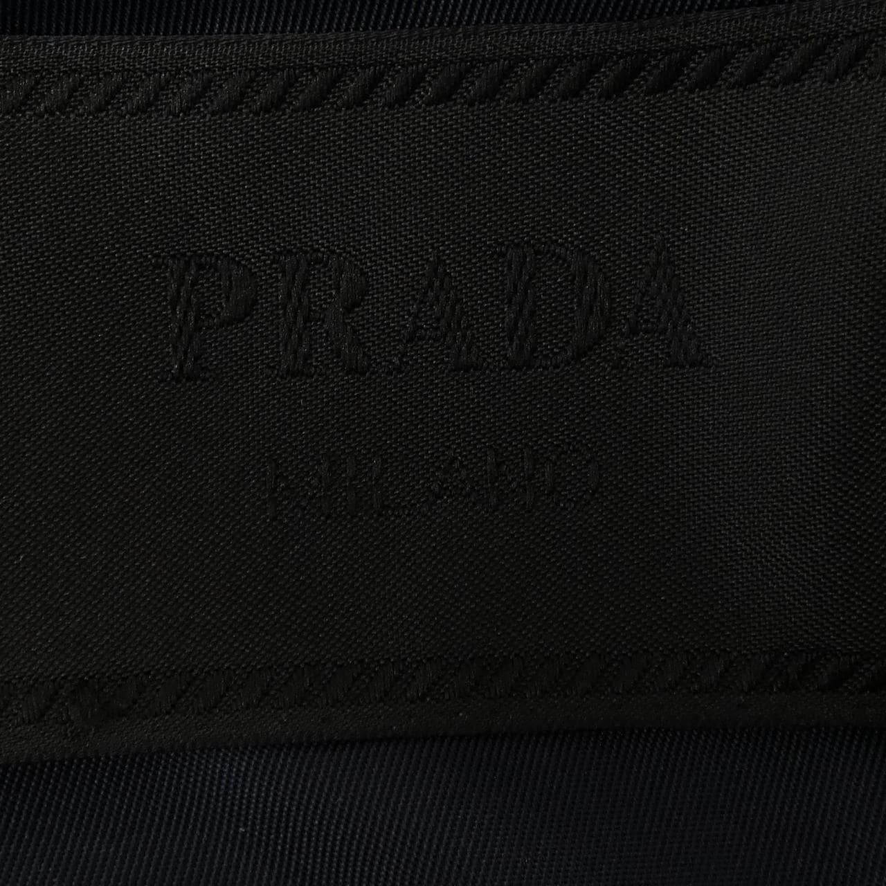 プラダ PRADA トライアングルロゴ UJL29A S222 110Q ブルゾン