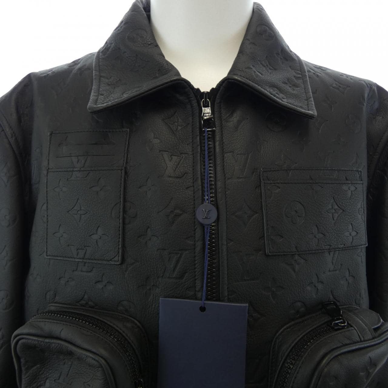 ルイヴィトン LOUIS VUITTON モノグラムエンボスユティリティジャケット HIL46EQXS レザージャケット