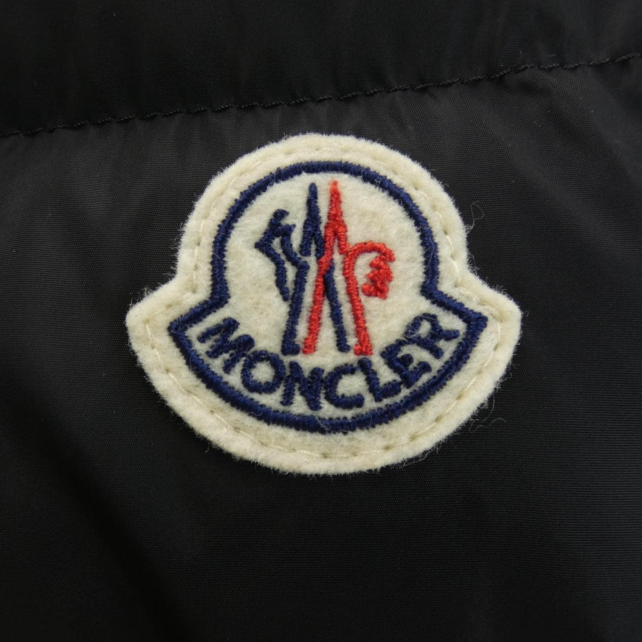 モンクレール MONCLER AVOCETTE ダウンコート