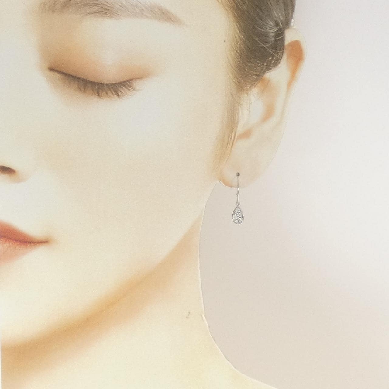 PT900 ダイヤモンド ピアス 0.16CT