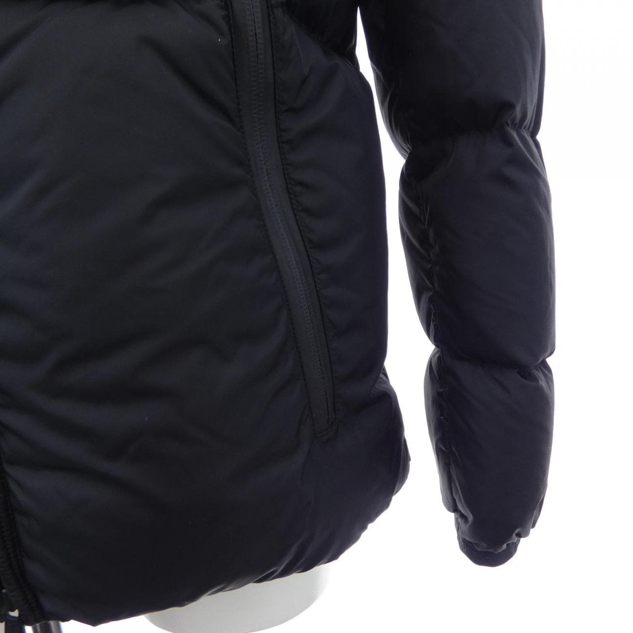モンクレール MONCLER MONTCLA ダウンジャケット