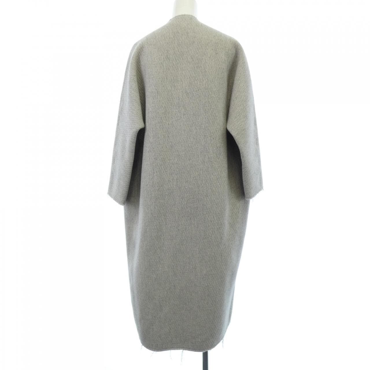 メゾンラビカイルー MAISON RABIH KAYROUZ コート