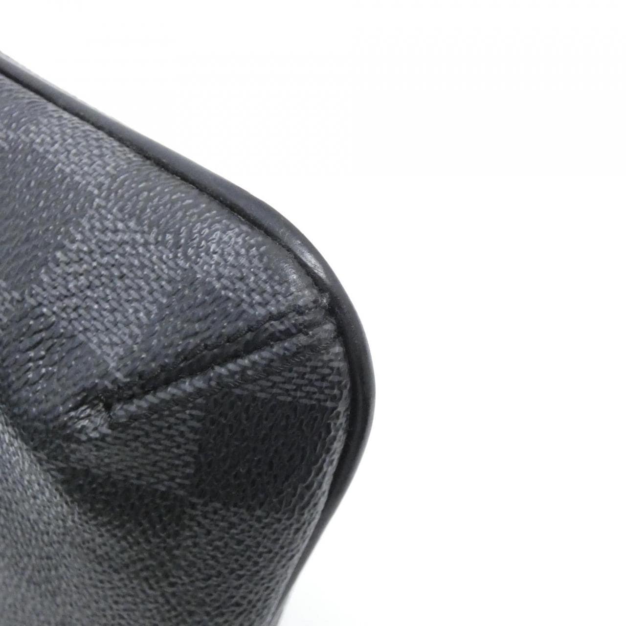 ルイヴィトン ダミエ グラフィット トマス N58028 ショルダーバッグ