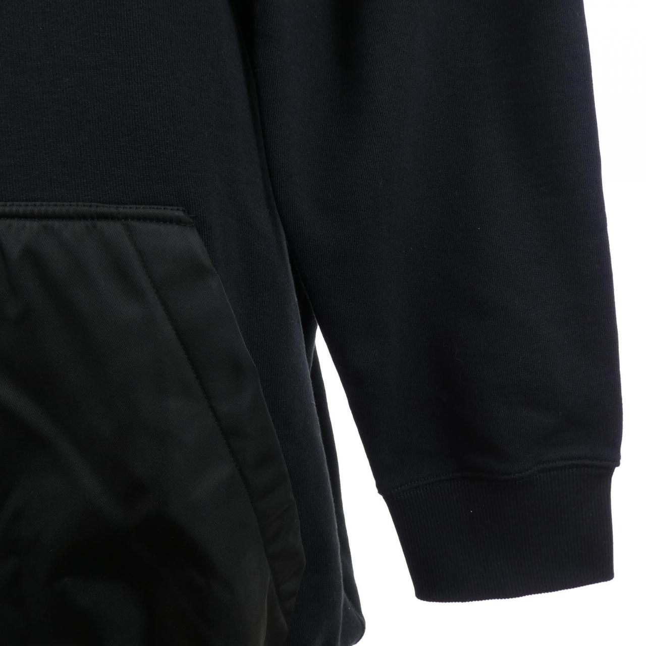 プラダ PRADA トライアングルロゴ UJL45B SOOO 11CC パーカー