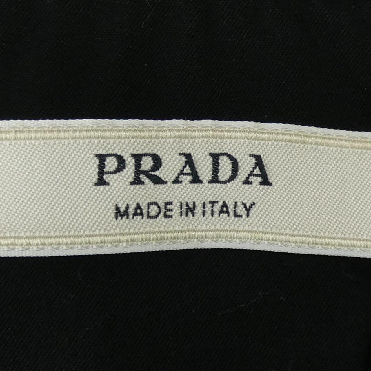 プラダ PRADA コート