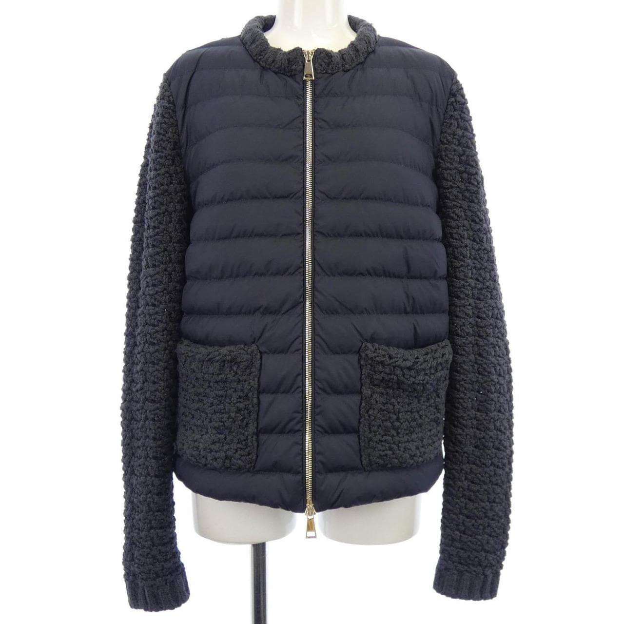 モンクレール MONCLER 10939B00024 ダウンジャケット