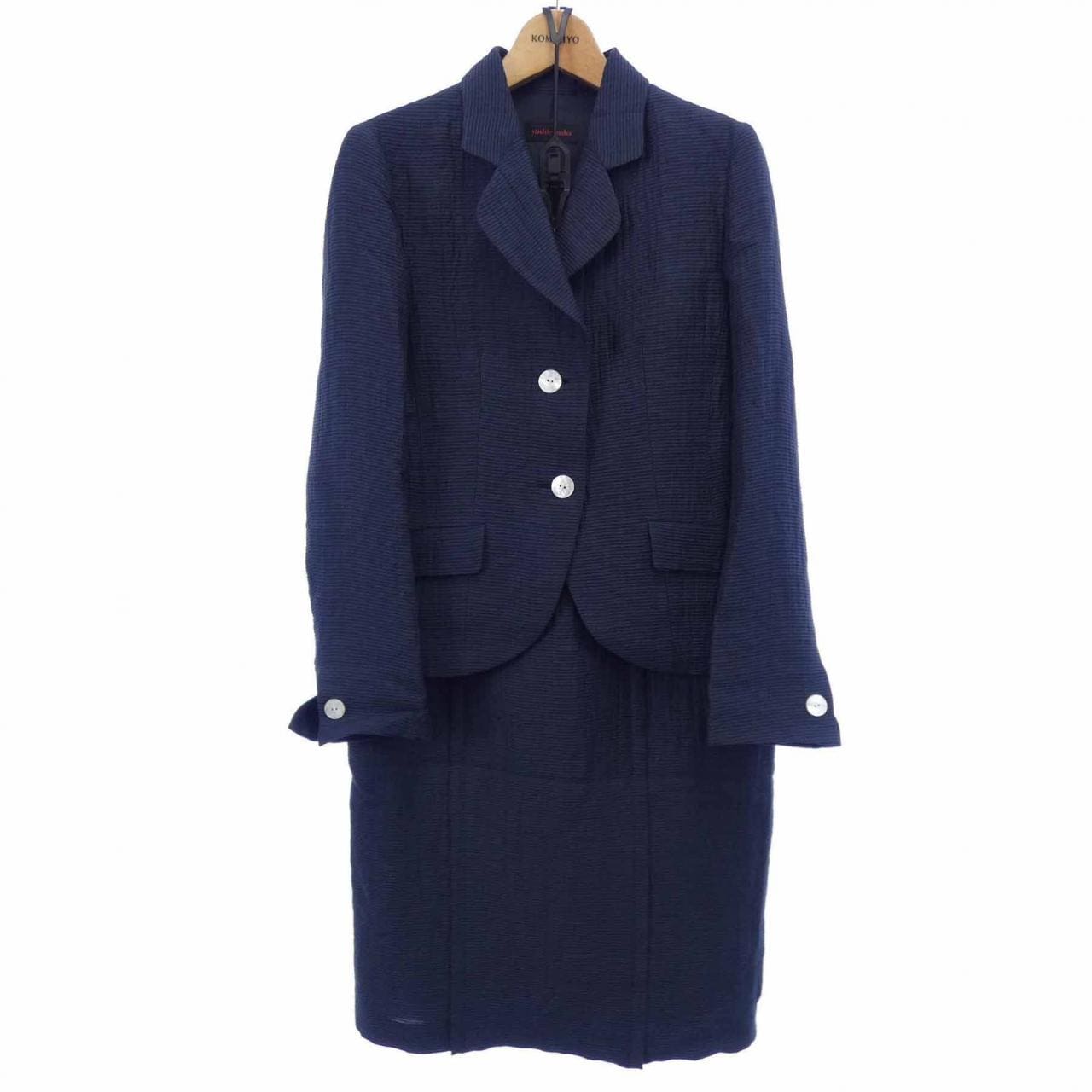 ヨシエ･イナバ YOSHIE INABA セットアップ