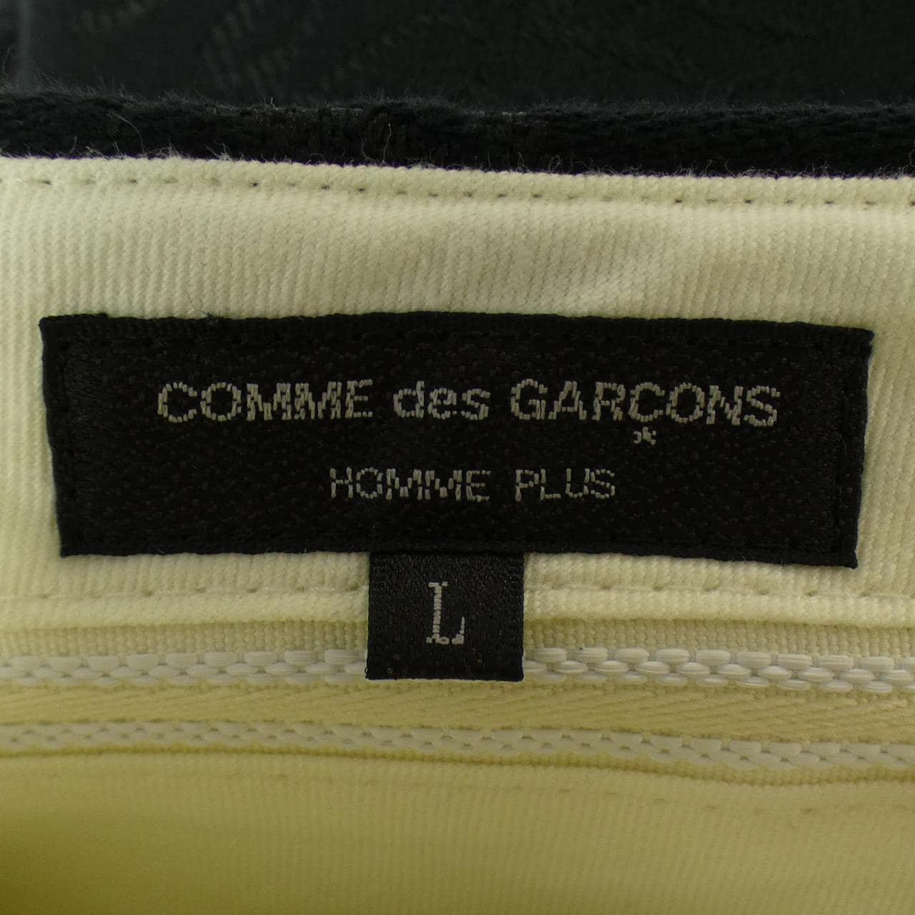 COMDE GARCONS HOMME plus短裤