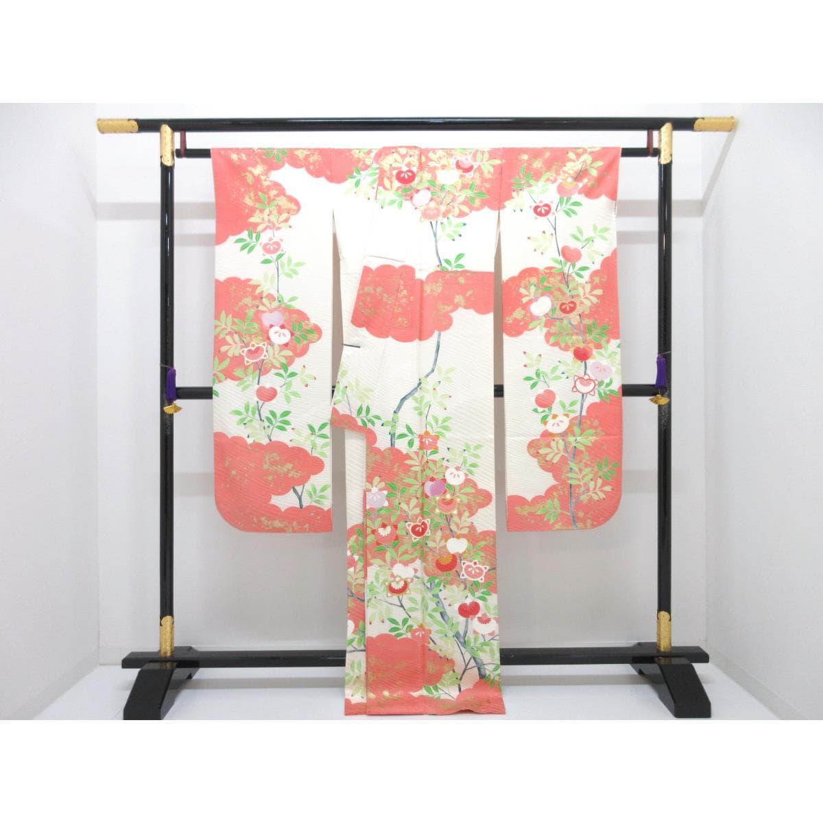 長袖友禪金彩刺繡