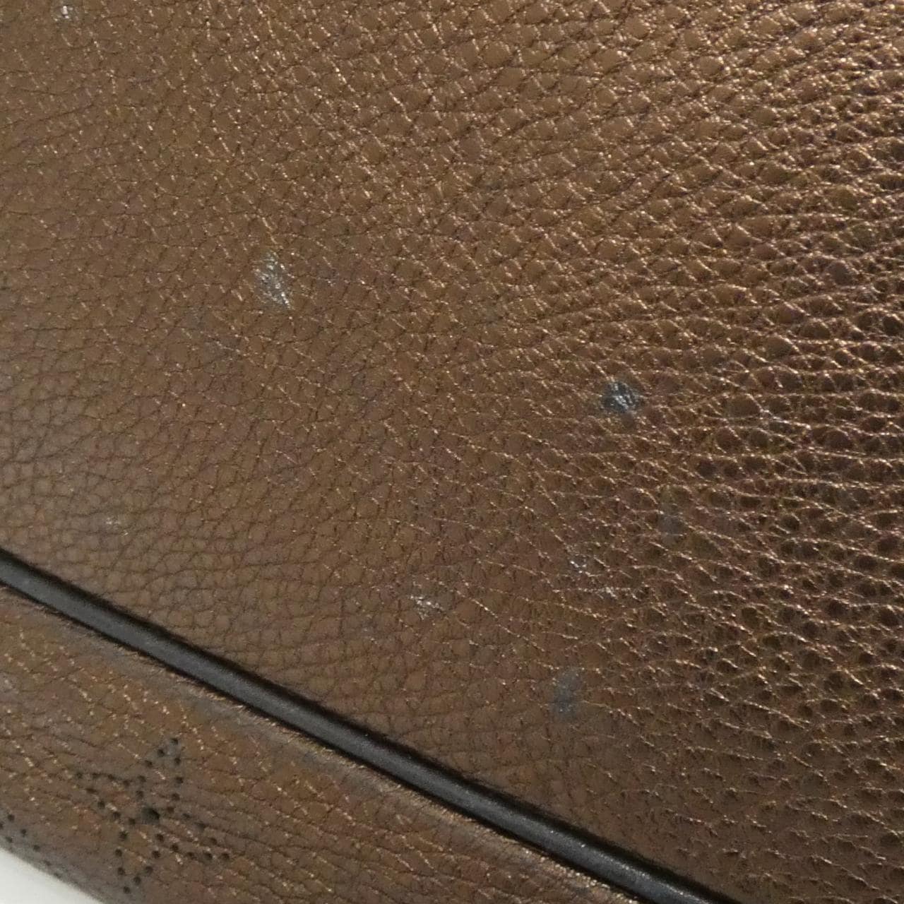 ルイヴィトン マヒナ L M95766 ショルダーバッグ