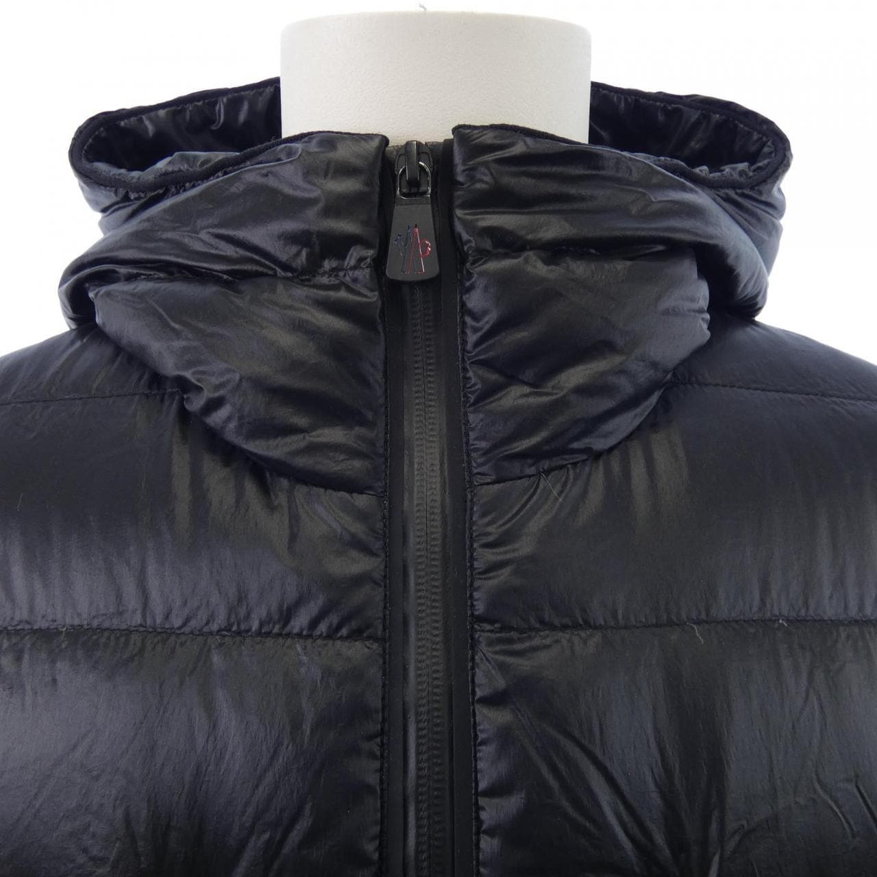 モンクレール MONCLER 20979B00008 ダウンジャケット