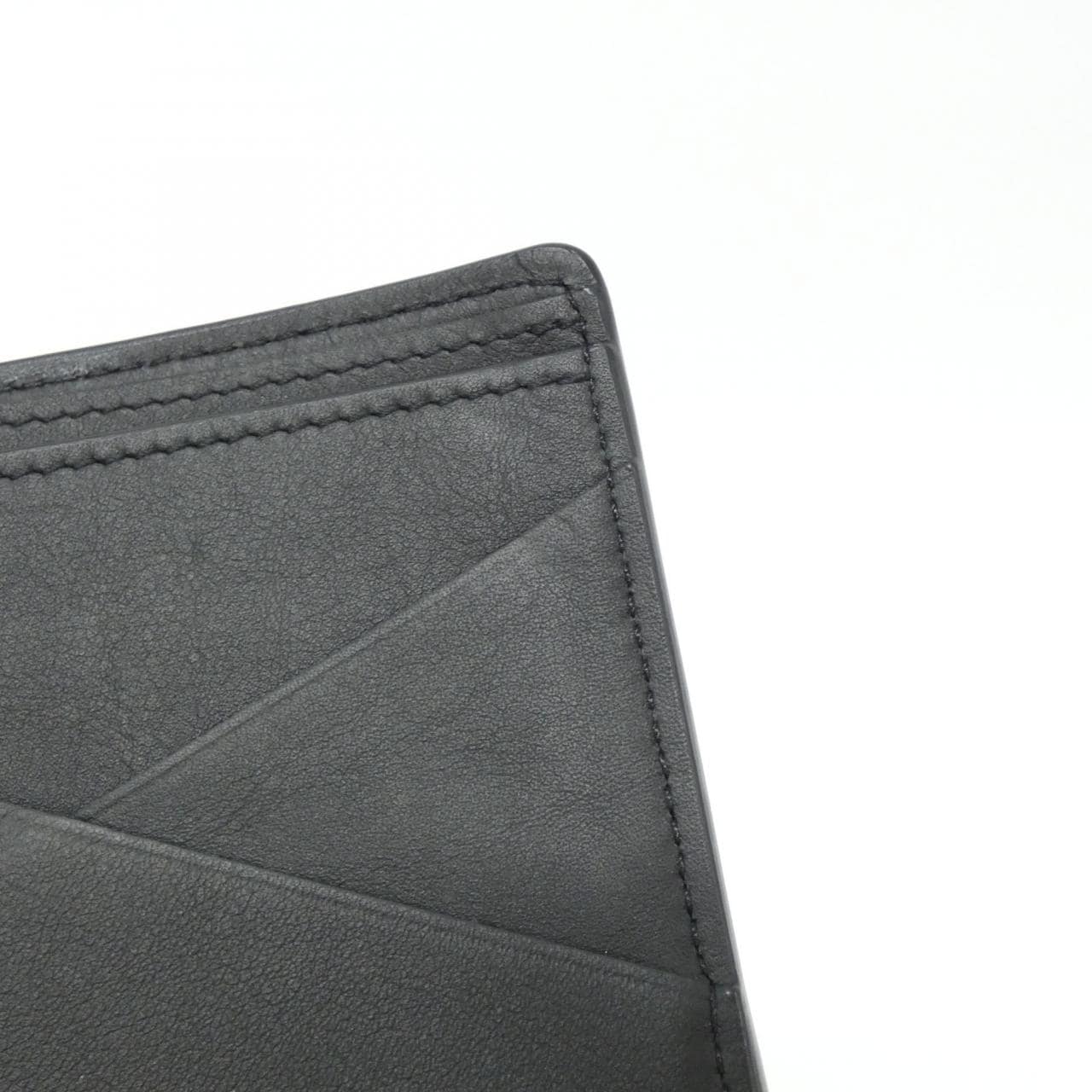 ルイヴィトン LVアエログラム ポルトフォイユ ミュルティプル M69829 札入れ