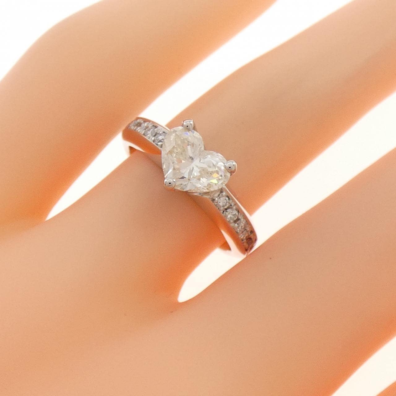 PT900 ハート ダイヤモンド リング 1.072CT