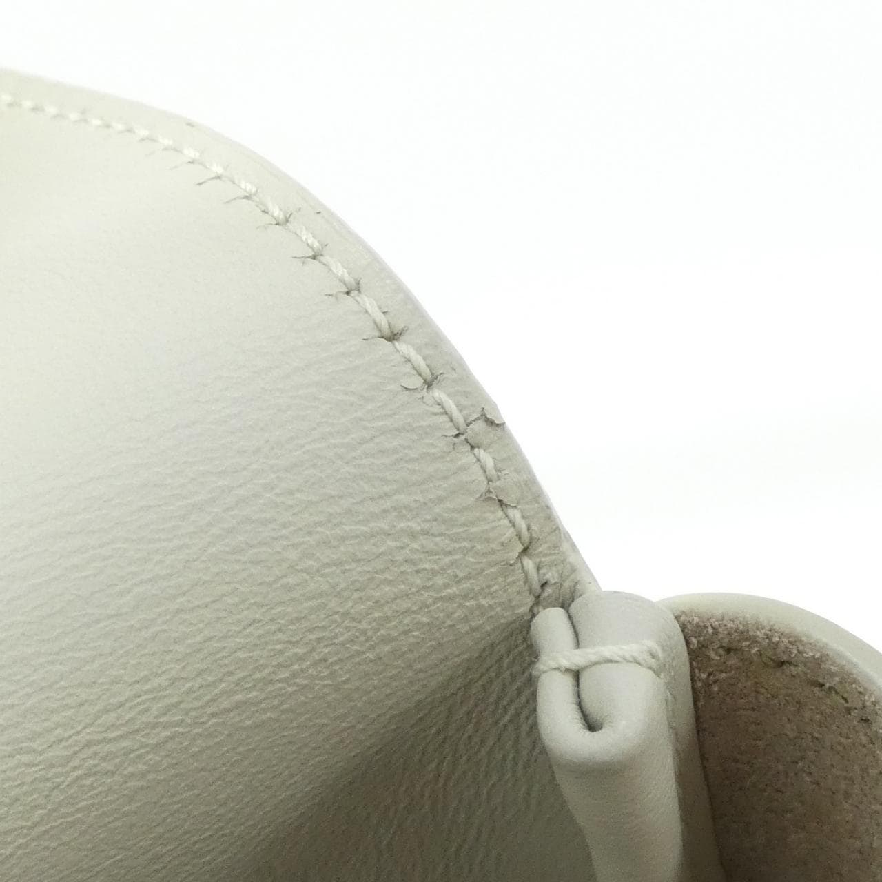 サンローラン LE 5 A 7 ソフト スモール 713938 AAAUQ ショルダーバッグ