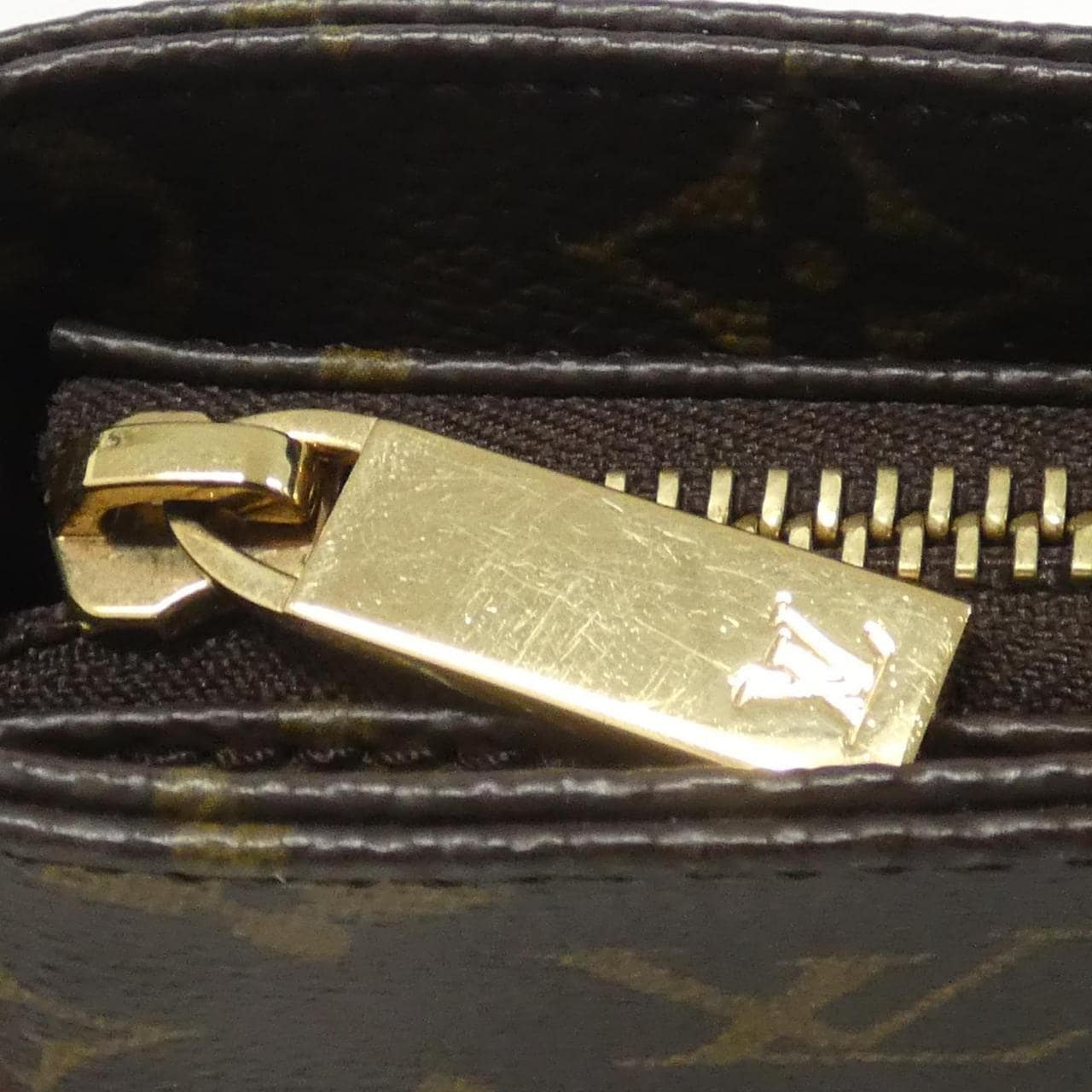 ルイヴィトン モノグラム トロター M51240 ショルダーバッグ