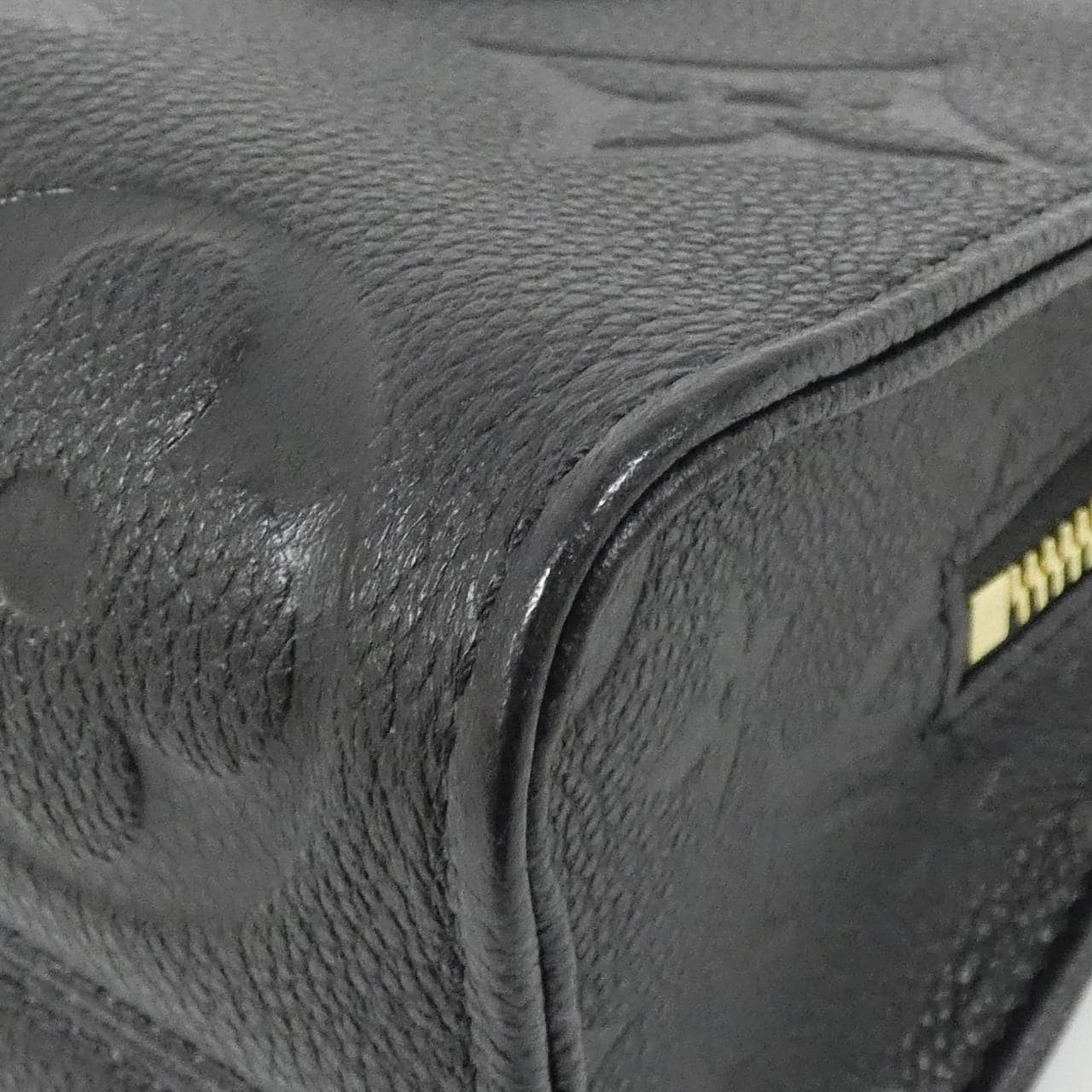 ルイヴィトン モノグラム アンプラント オンザゴーEW M23640 バッグ