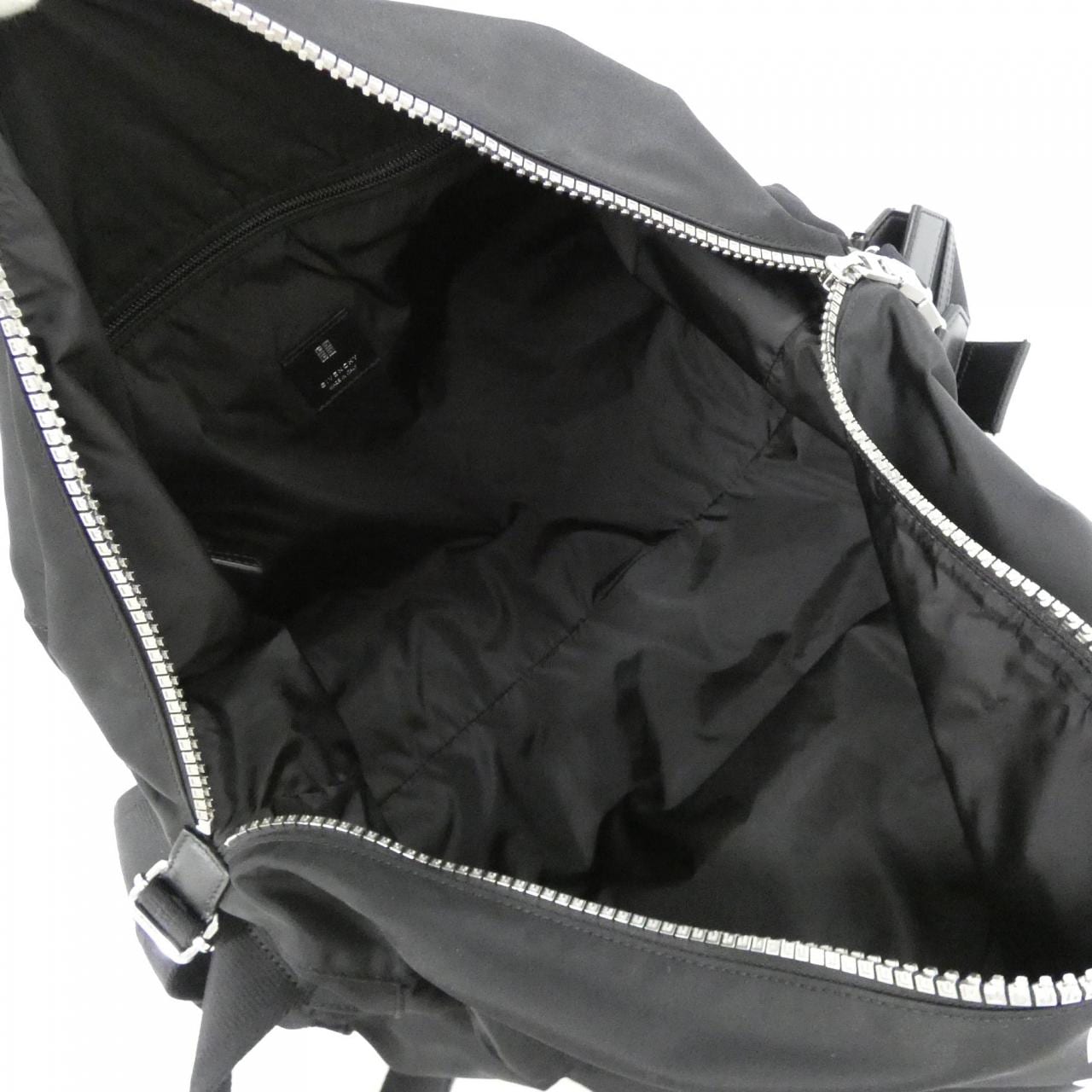 ジバンシー G ZIP BACKPACK BK50A8K1JE リュックサック