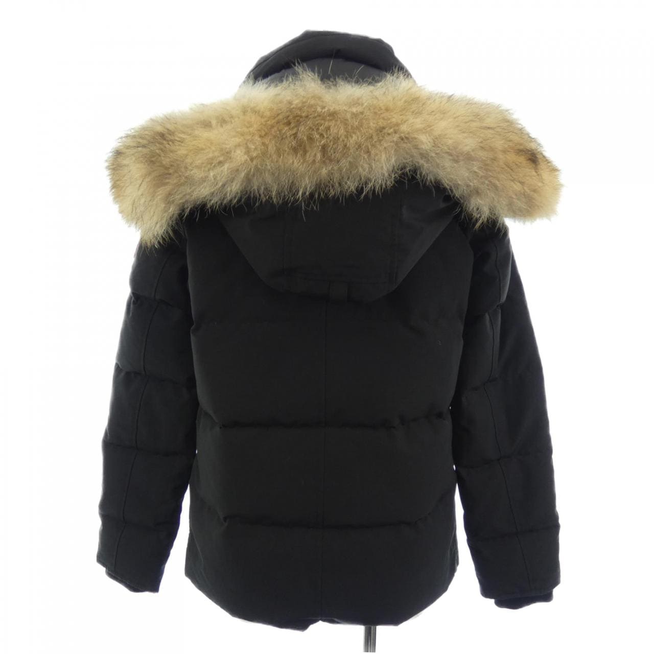 カナダグース CANADA GOOSE ダウンジャケット