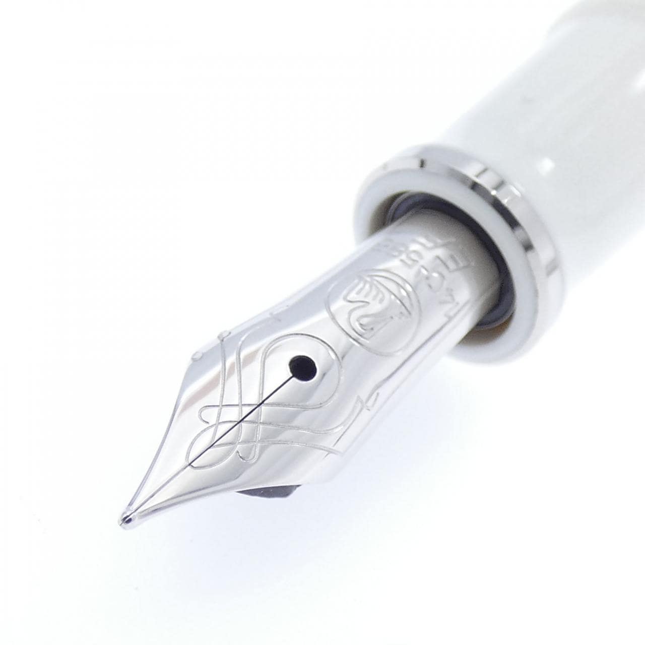 ペリカン スーベレーンM405シルバーホワイト 万年筆