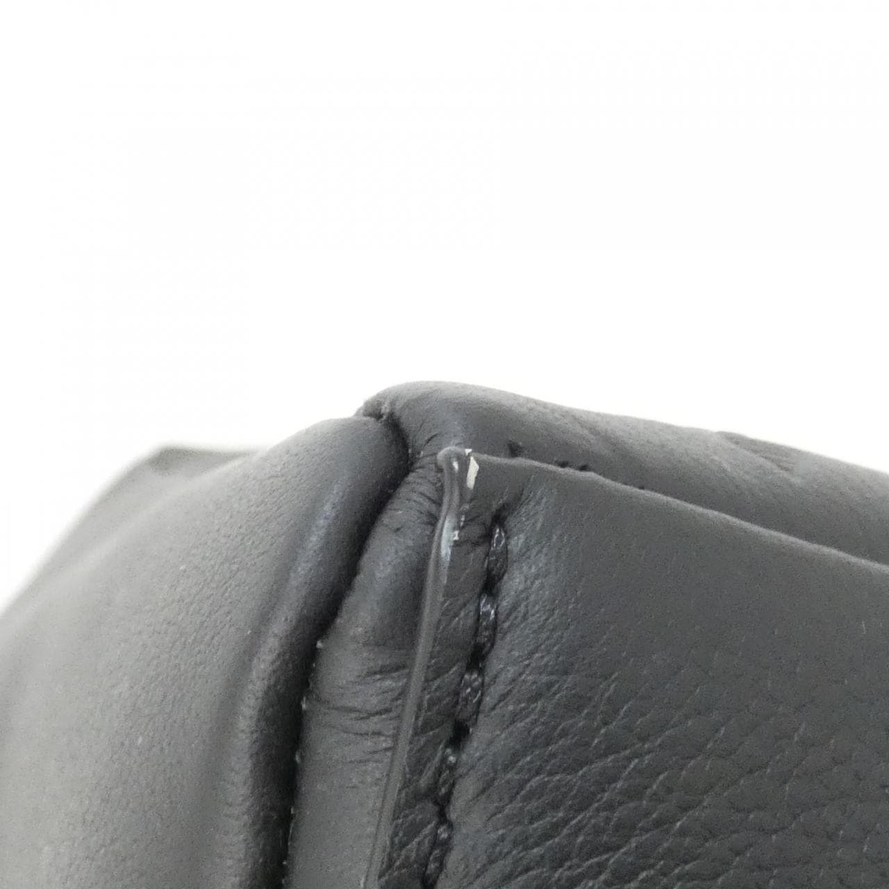 ルイヴィトン モノグラム シャドウ ディスカバリー バックパック PM M46553 リュックサック