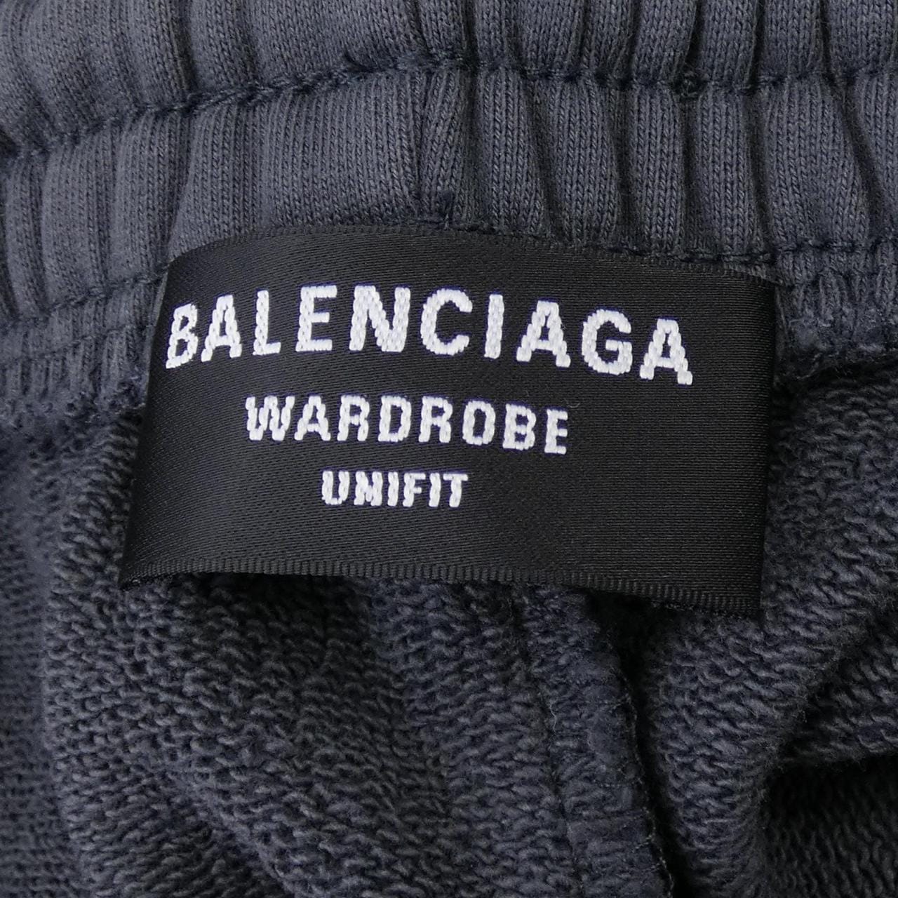 バレンシアガ BALENCIAGA WARDROBE 676137 TKVI9 UNISEX ショートパンツ