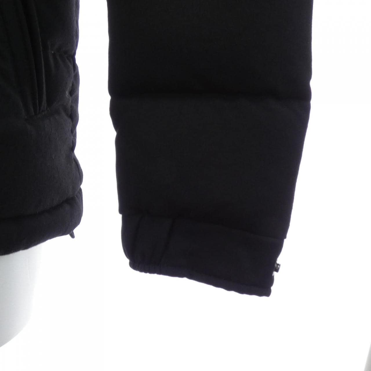 モンクレール MONCLER MONTGENEVRE ダウンジャケット