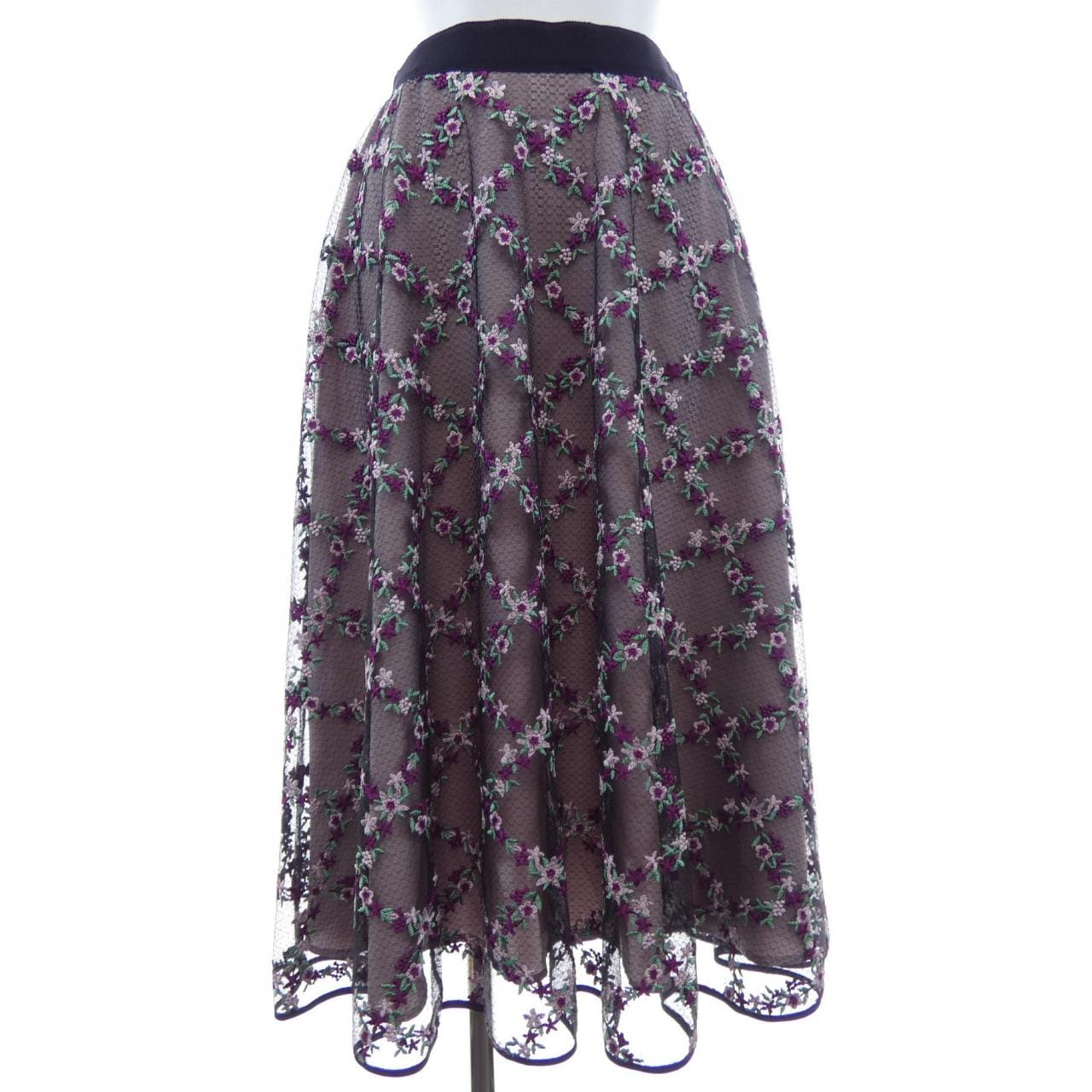 トゥービーシック TO BE CHIC スカート