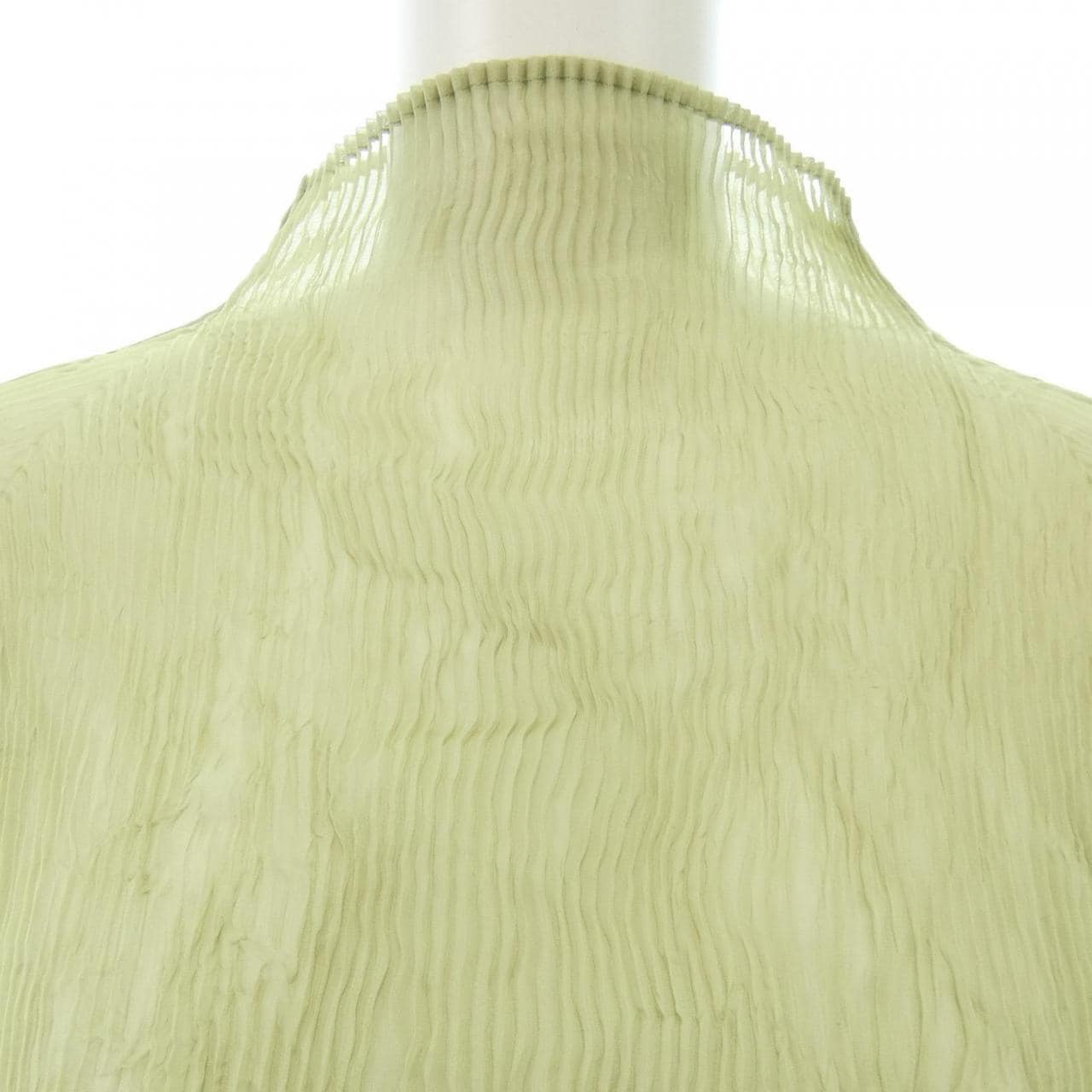 ISSEY MIYAKE Tops