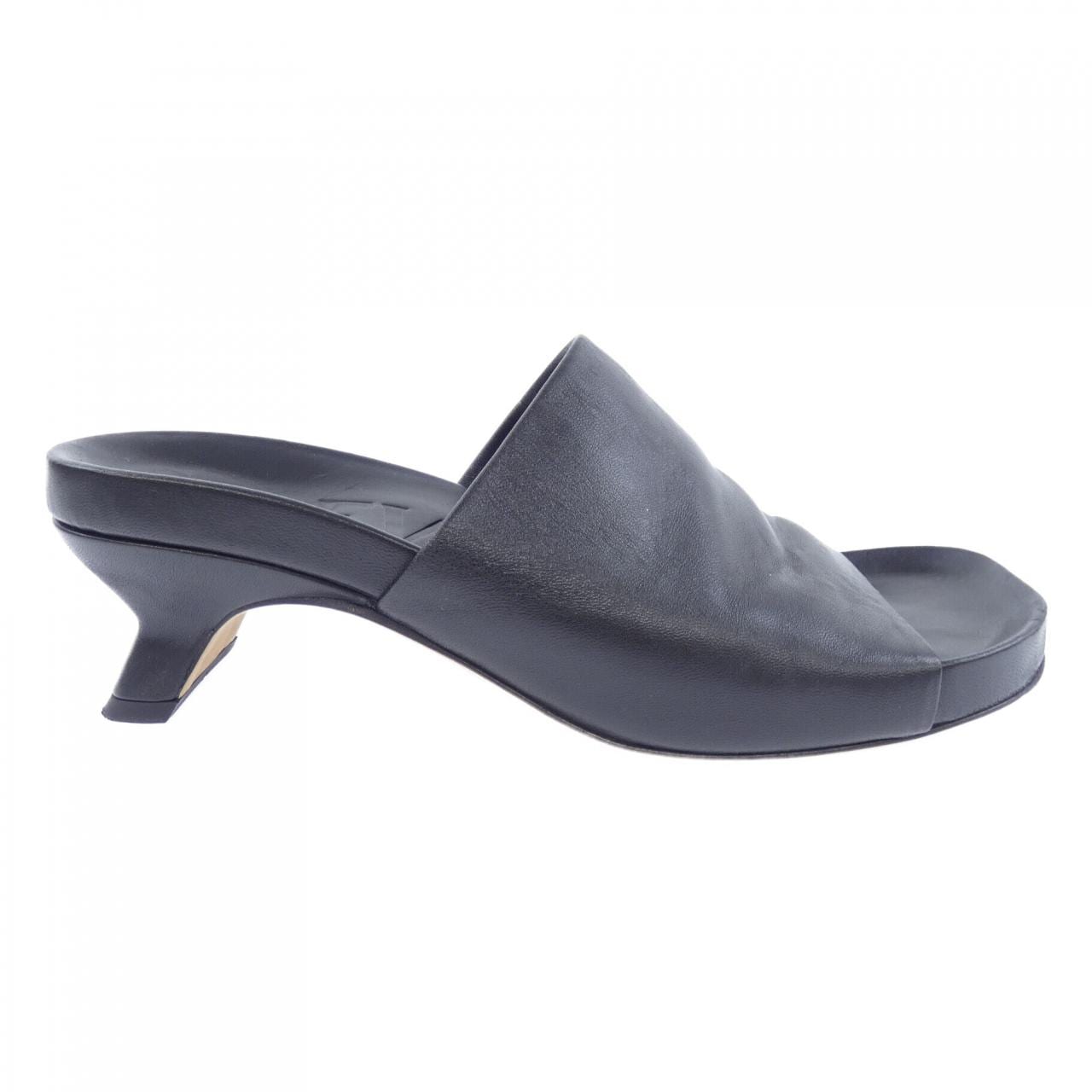 ロエベ LOEWE サンダル