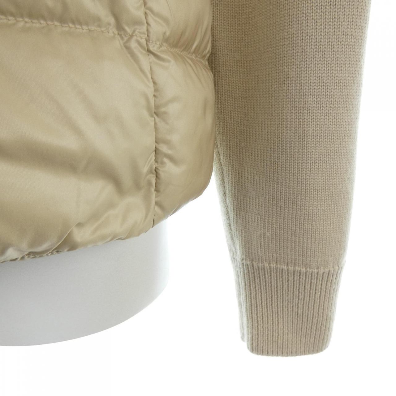 モンクレール MONCLER 20939B00025 ダウンジャケット