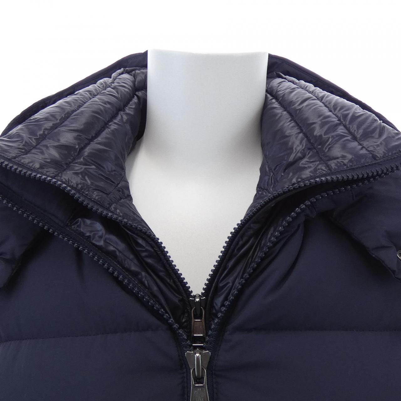 モンクレール MONCLER BRIQUE ダウンジャケット