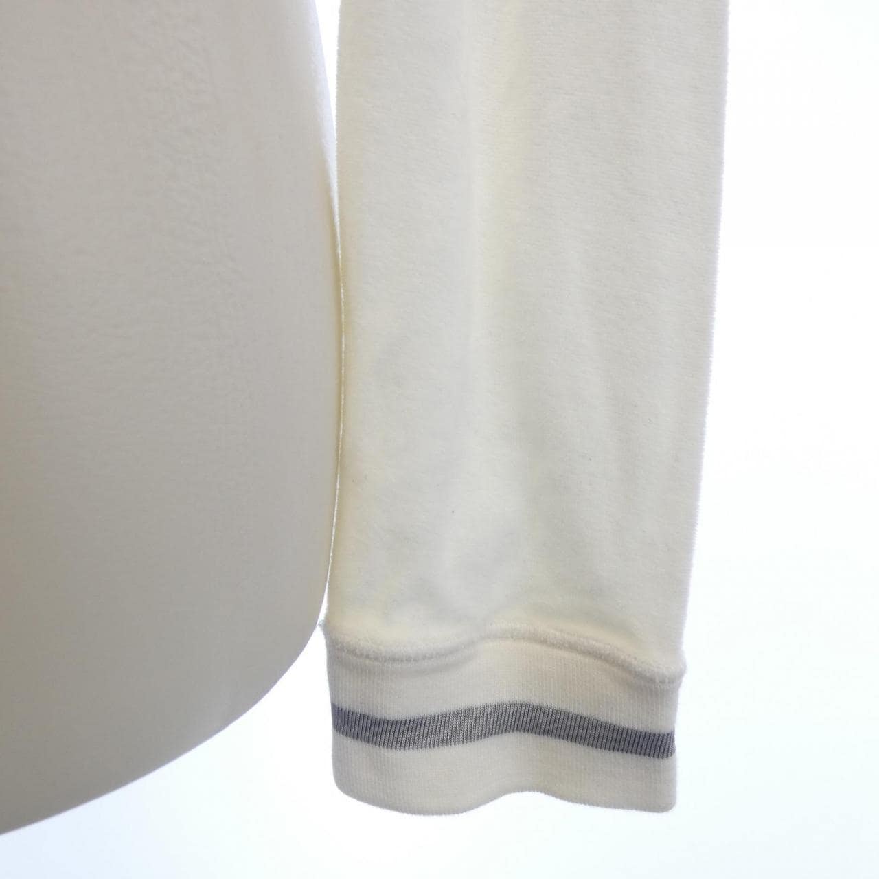 【ヴィンテージ】シャネル CHANEL P27683V20082 06C パーカー