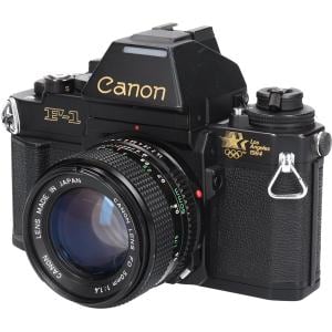 ＮＥＷ　Ｆ－１　ロス五輪モデル　５０ｍｍ　Ｆ１．４