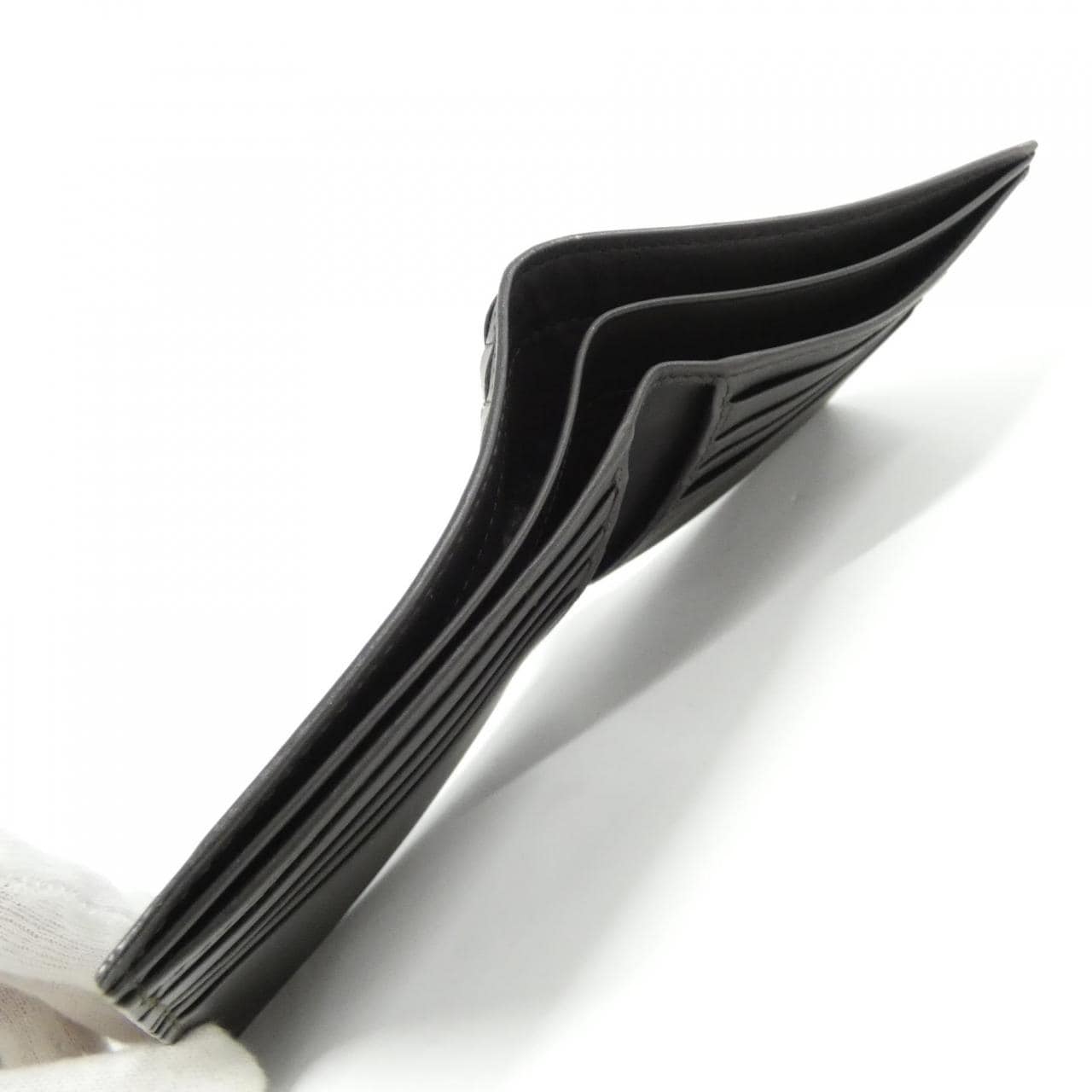 ボッテガヴェネタ 113993 V4651 札入れ