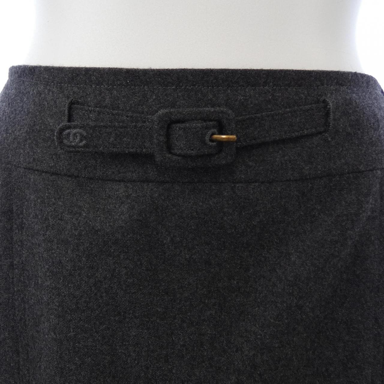 【ヴィンテージ】シャネル CHANEL P09113V05826 97A スカート