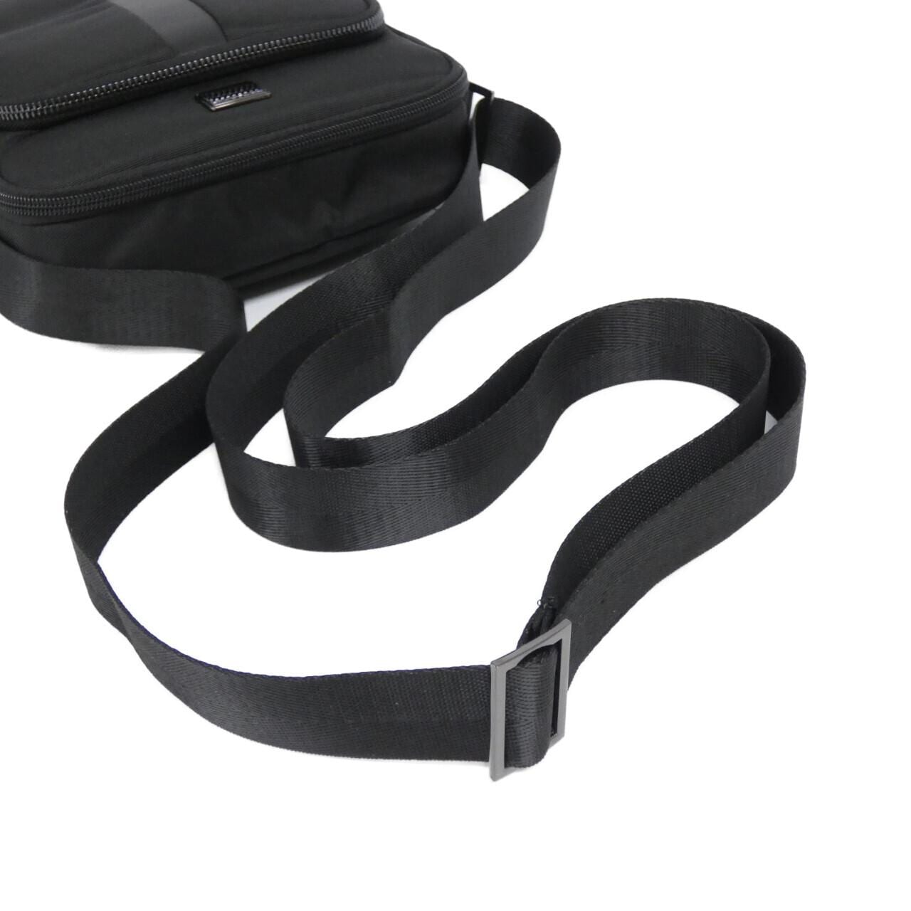 【新品】サムソナイト SACKSQUARE CROSSOVER M 4.0L 146475 ショルダーバッグ