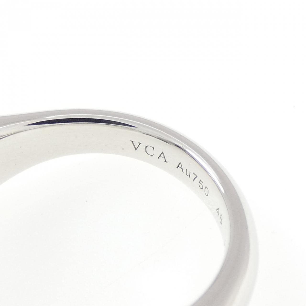 ヴァンクリーフ&アーペル ペルレ クルール アン トレ レ ドア リング