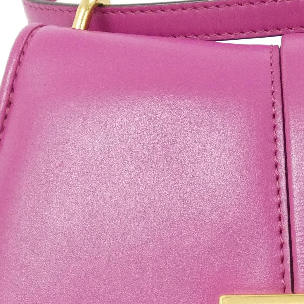 フェンディ カ　モン スモール 8BS082 AQ0L ショルダーバッグ