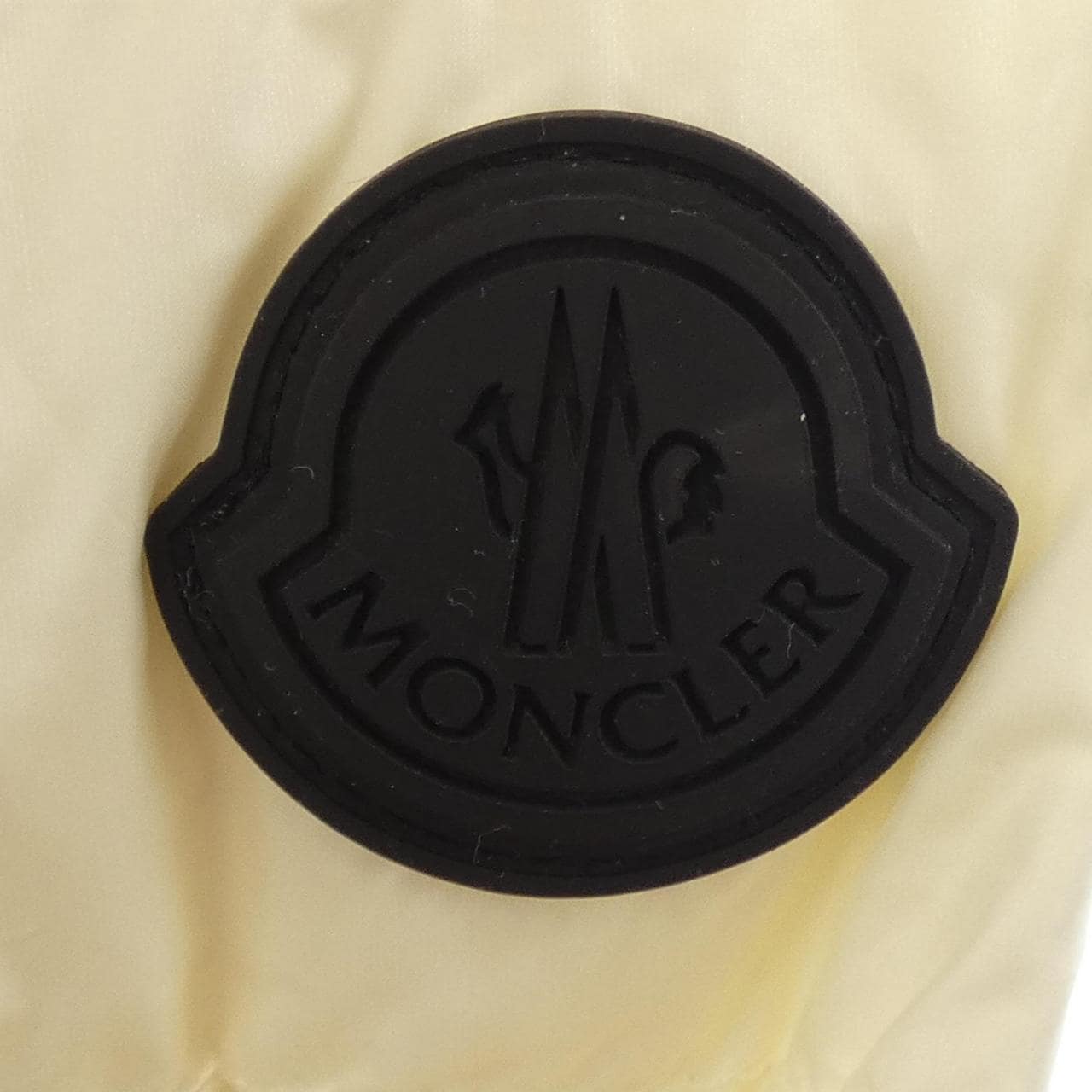 モンクレール MONCLER ダウンジャケット