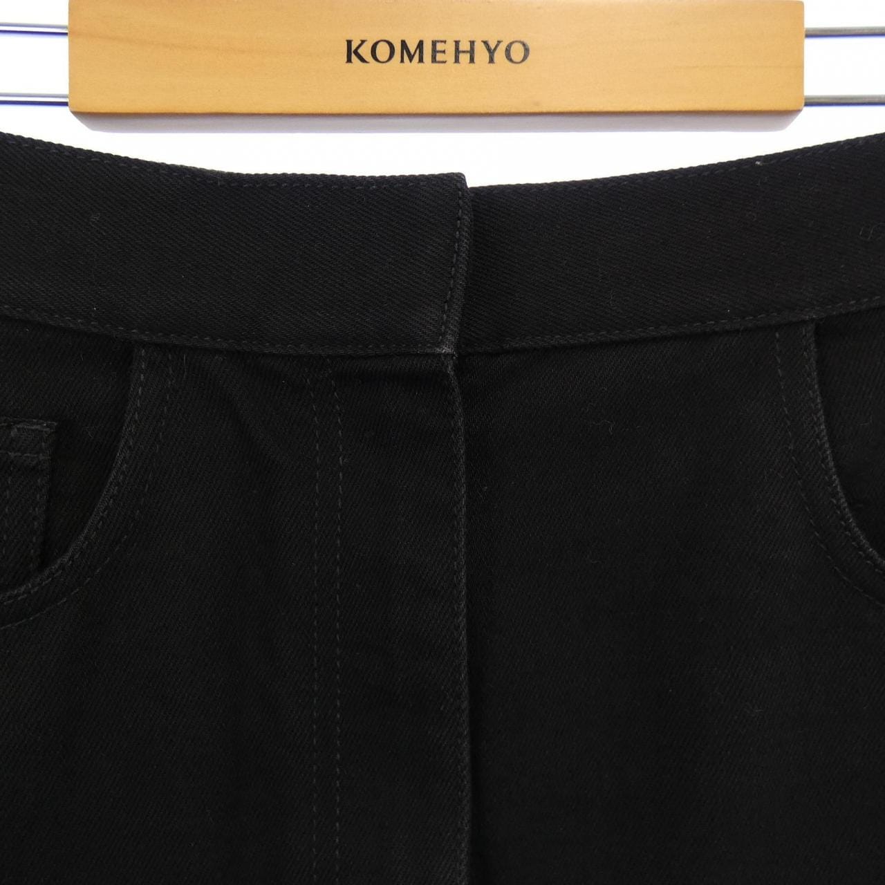 フェンディ FENDI カリグラフィ CALLIGRAPHY FLQ547 AGT8 スカート