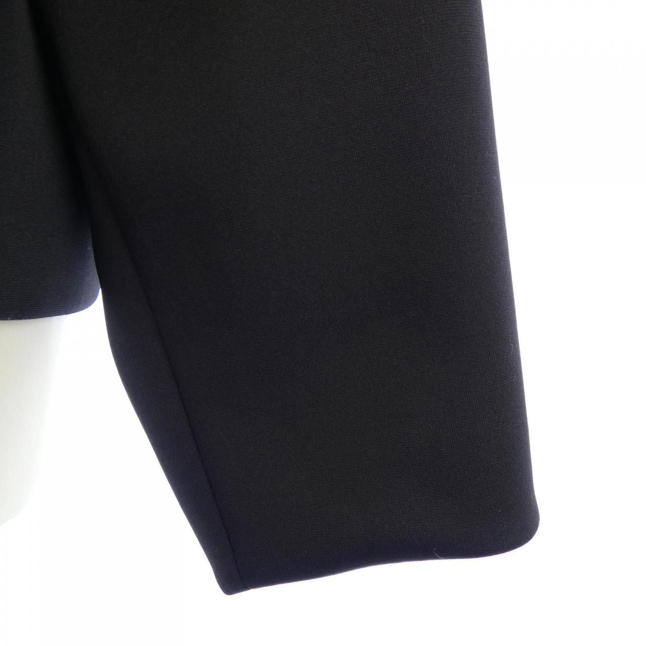 ニジュウサンク 23区 ノーカラージャケット