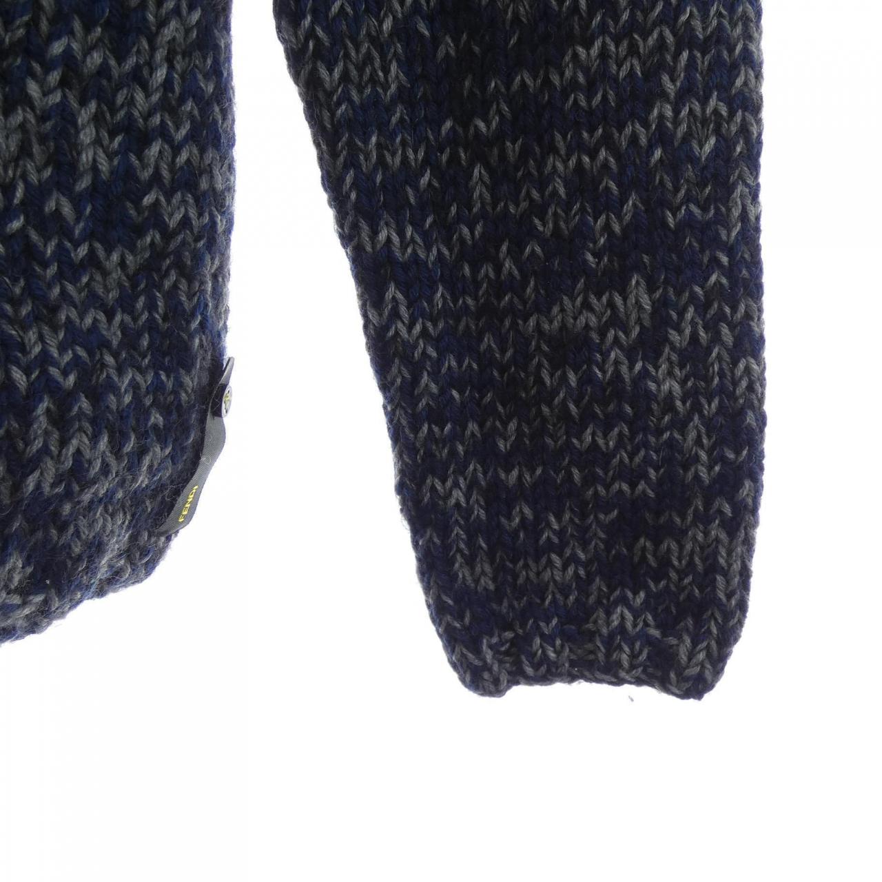 フェンディ FENDI FZ1096 P6M カーディガン