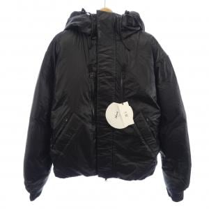 エフシーイー F/CE. NANGA ダウンジャケット