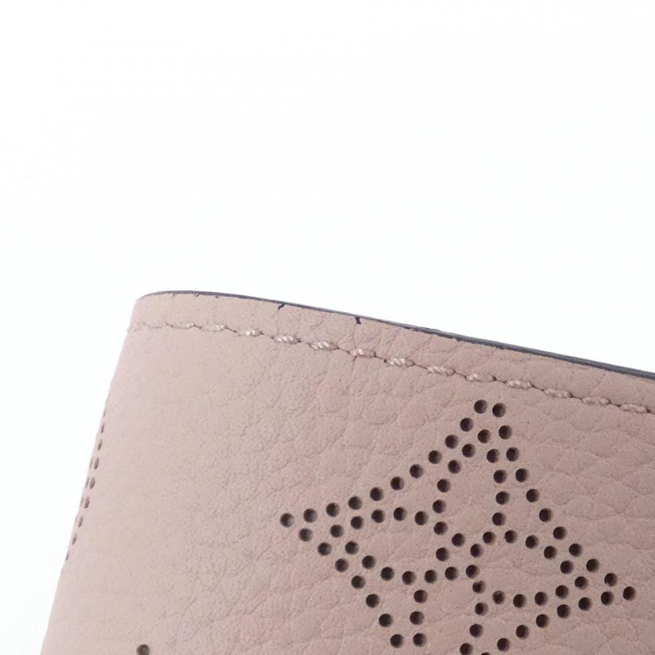 ルイヴィトン マヒナ ポルトフォイユ イリス M60145 財布